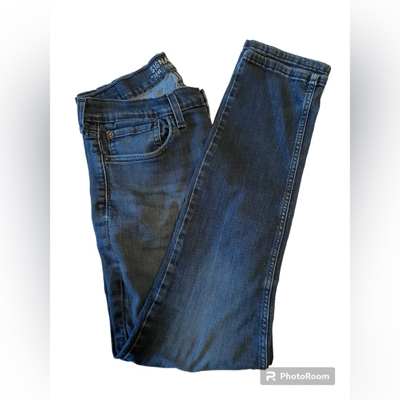 Men’s Signature Levi Strauss Jeans - Picture 1 of 7